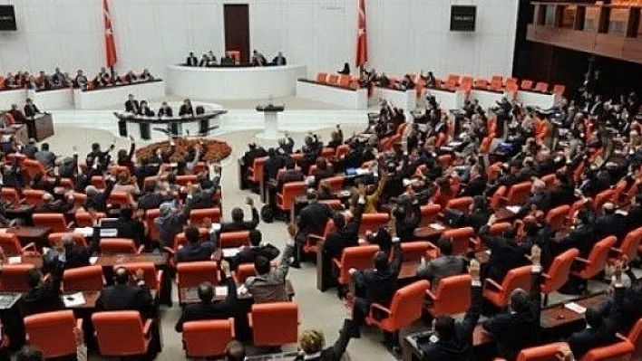 100 bin sözleşmeliye kadro Meclis’ten çıktı