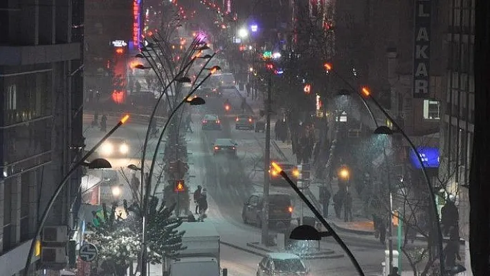 Bu Gece Yoğun Kar Yağışı Bekleniyor