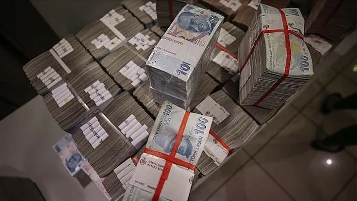 Bütçe Kasım'da 32 milyar lira fazla verdi