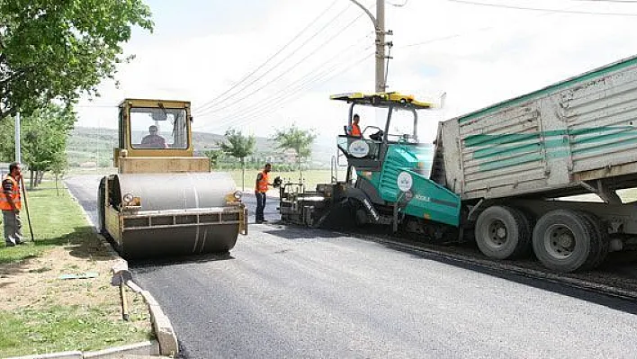 Doğukent Mahallesin'de Beton Asfalt Yapımı