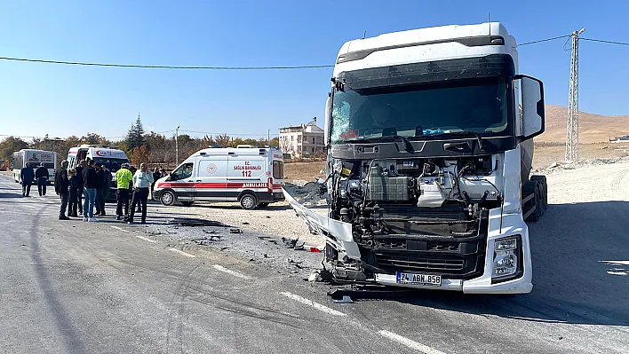 Elazığ-Baskil yolunda kaza! Çok sayıda yaralı var