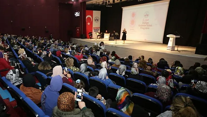 Elazığ Belediyesi'nin programına yoğun ilgi