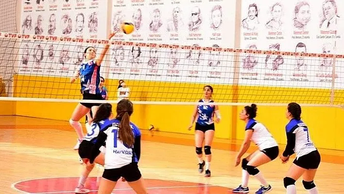 Elazığ Belediyesi Voleybol 3 - 0 Mehmet Akif Ersoy MTAL