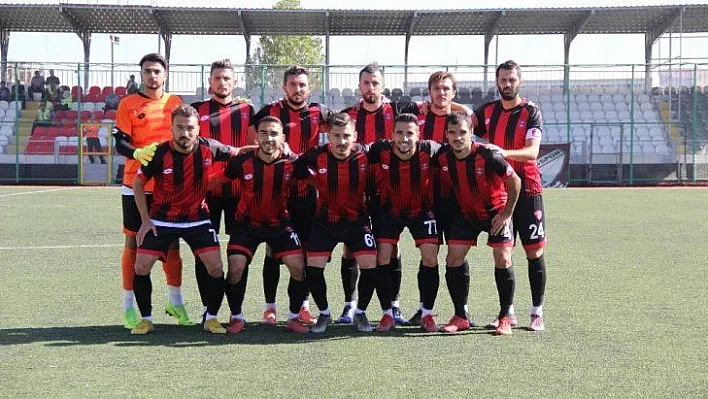 Elazığ Belediyespor, ilk galibiyetini aldı