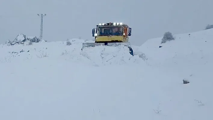 Elazığ'da 106 köy yolu ulaşıma kapandı