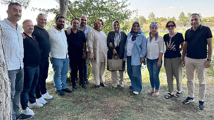 Elazığ'da 32 yıl sonra duygusal buluşma