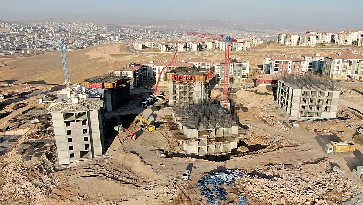 Elazığ'da 608 konut için çalışmalar hızla sürüyor