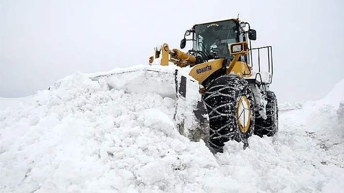 Elazığ'da 62 köy yolu ulaşıma kapadı