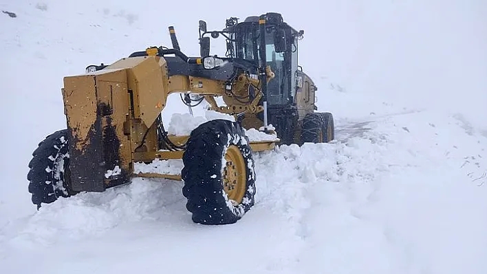 Elazığ'da 86 köy yolu ulaşıma kapandı