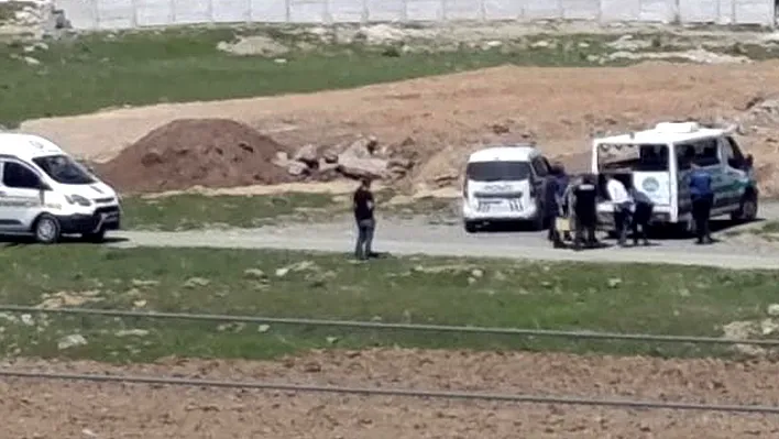 Elazığ'da boş arazide şüpheli ölüm!