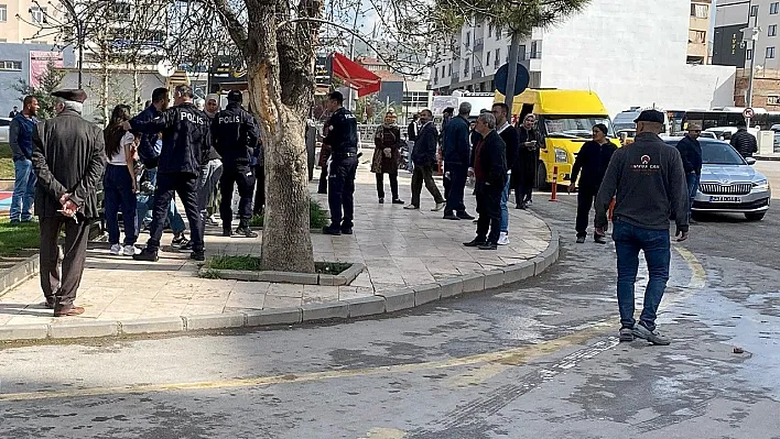 Elazığ'da caddede dehşet