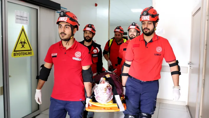 Elazığ'da deprem tatbikatı