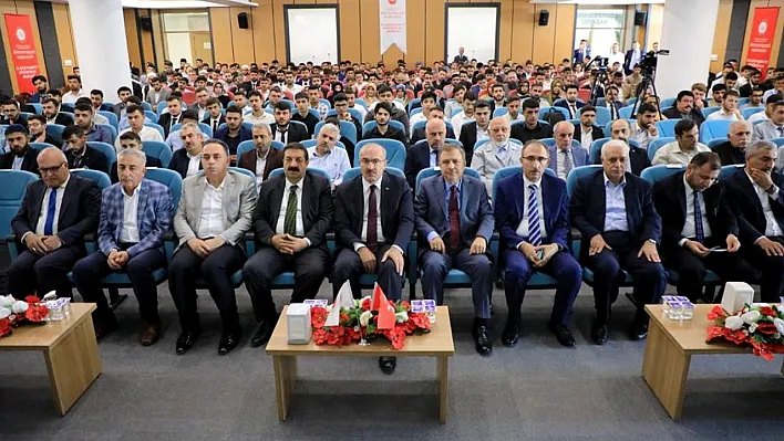 Elazığ'da din görevlilerinin meslek eğitimi başladı