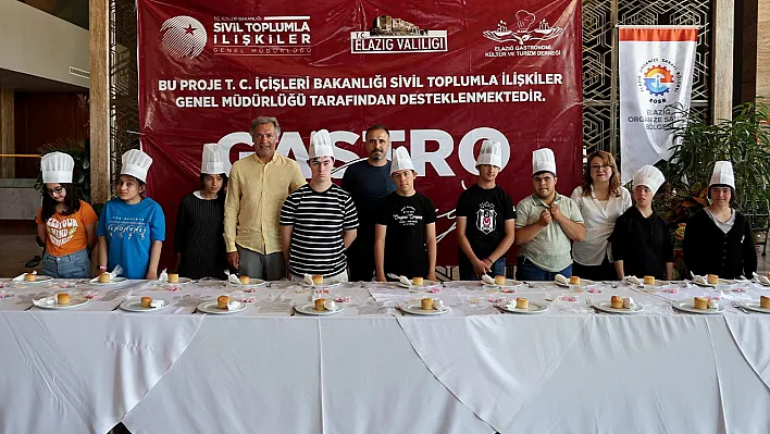 Elazığ'da engeller tatlıyla aşıldı