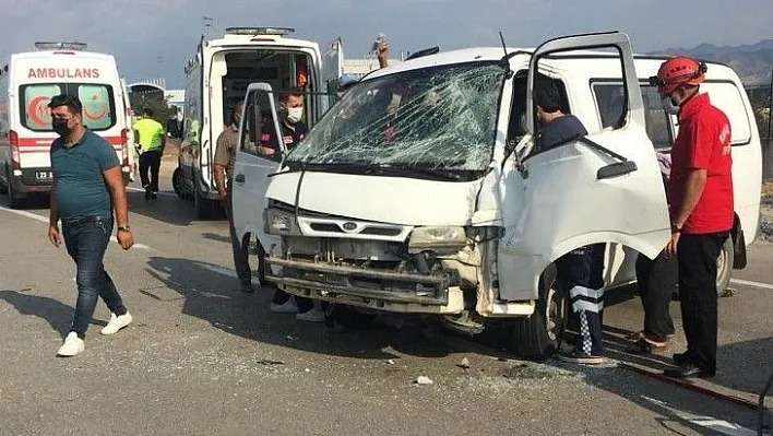 Elazığ'da feci trafik kazası