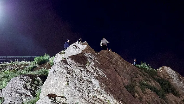 Elazığ'da gece yarısı intihar girişimi