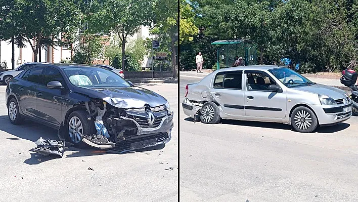 Elazığ'da iki otomobil çarpıştı