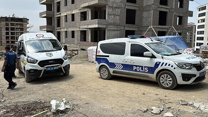 Elazığ'da inşaattan düşen işçi öldü