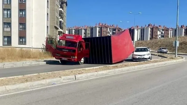 Elazığ'da kamyon kazası