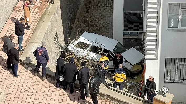 Elazığ'da korkutan kaza