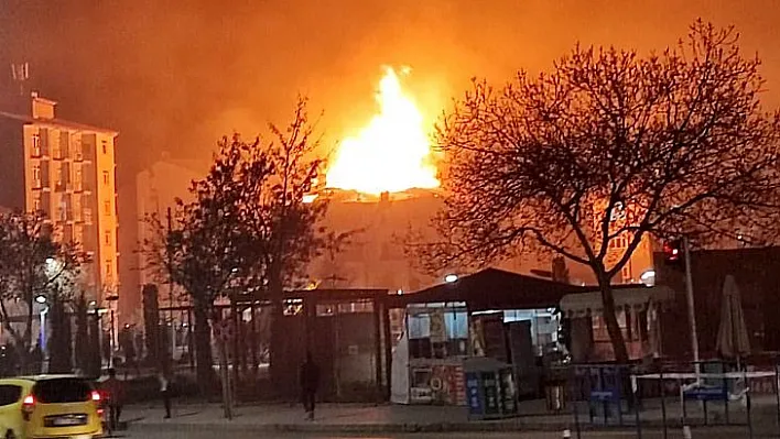 Elazığ'da korkutan yangın!