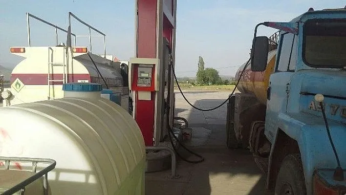 Elazığ'da operasyon: Binlerce litre kaçak mazot