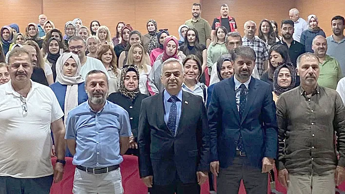 Elazığ'da personele diksiyon eğitimi