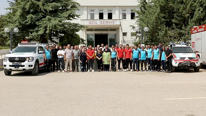 Elazığ'da sağlıkçılara nefes kesen tatbikat