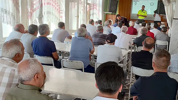 Elazığ'da servis şoförlerine sıkı trafik eğitimi