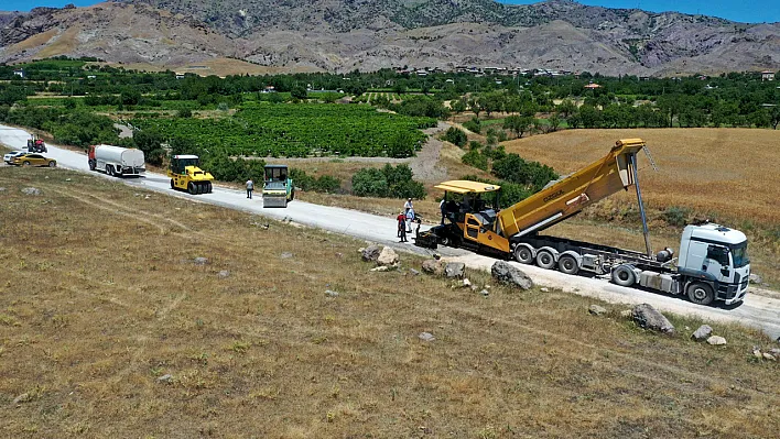 Elazığ'da 'SSB' yol çalışmaları başladı