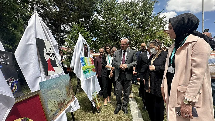 Elazığ'da 'Toplum Ruh Sağlığı İş Uğraş Terapisi Sergisi'