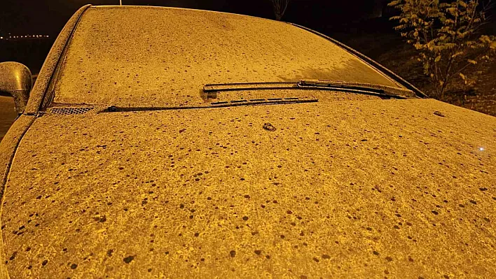 Elazığ'da çamur yağdı