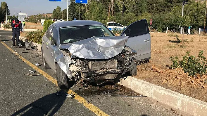 Elazığ'da feci kaza! Ölü ve yaralılar var