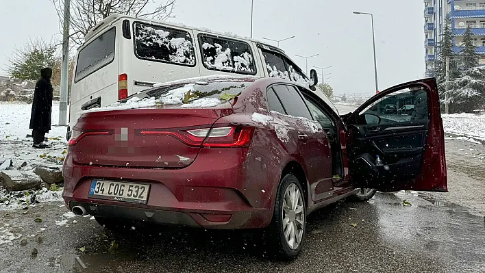 Elazığ'da trafik kazası! Yaralılar var