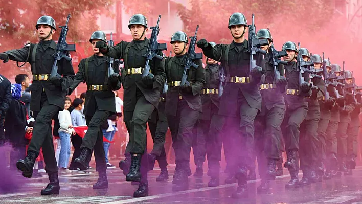 Elazığ'da 29 Ekim Cumhuriyet Bayramı kutlamaları