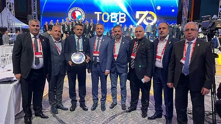 Elazığ heyeti TOBB'un 70. kuruluş yılı kutlamasında