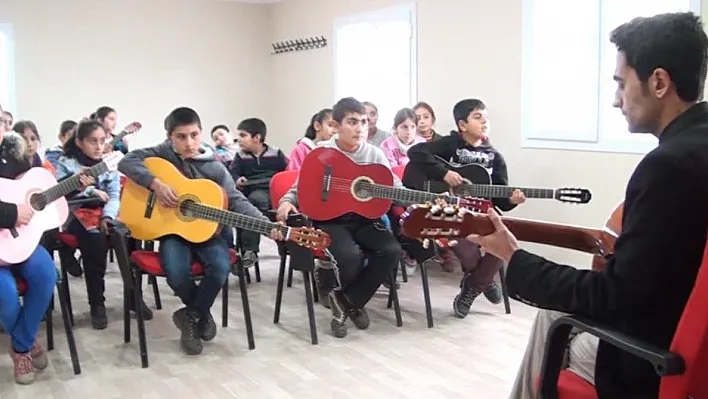 Elazığ'ın En Doğusunda Batı Müziği Keyfi