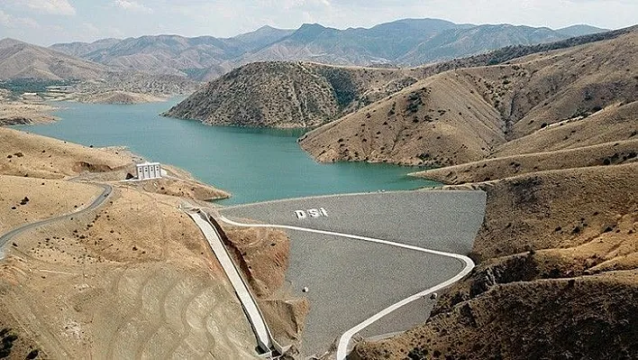 Elazığ'ın içme suyu projesinde ana isale hattında son 700 metre