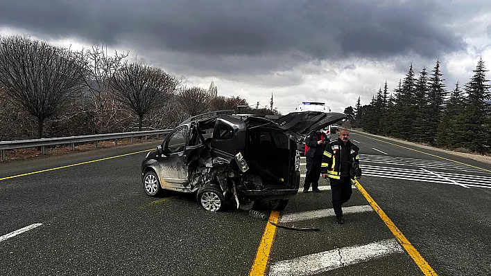 Elazığ-Malatya kara yolunda trafik kazası