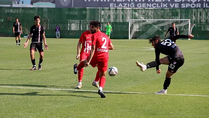 Elazığspor, Karaman Belediyespor karşısında