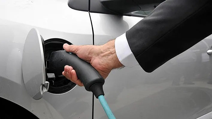 Elektrikli araçlar için sodyum iyon batarya çalışması