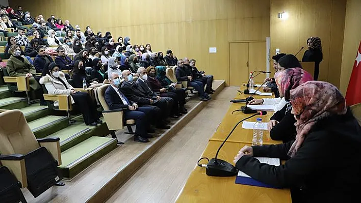 Fırat Üniversitesi'nde panel düzenlendi