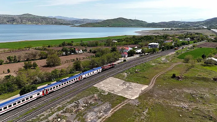 Fotoğraf tutkunlarının gözdesi: Vangölü Ekspresi