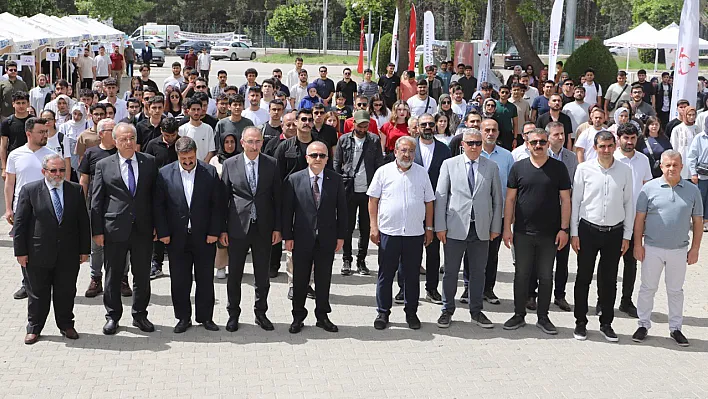 FÜ'de fuar heyecanı