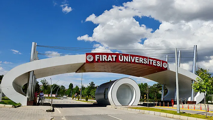 FÜ'den dünya çapında büyük başarı