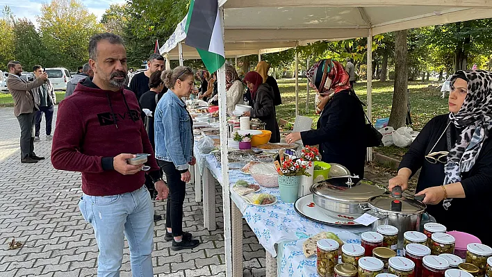 FÜ Kadın Kolları'ndan Filistin'e yardım etkinliği