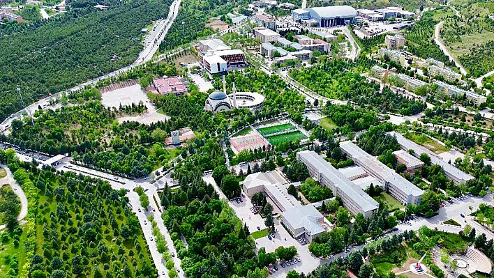 FÜ, TEKNOFEST 2025'te parladı