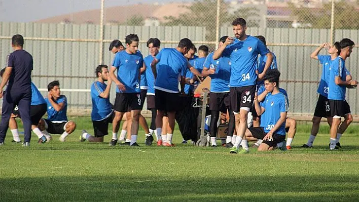 Gakgoşlar Antalya'da çalışmalarını sürdürüyor