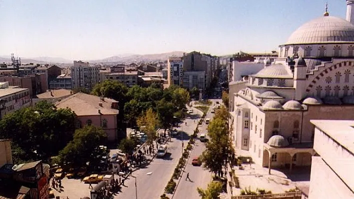 Gazi Caddesi Trafiğe Kapatılıyor...!