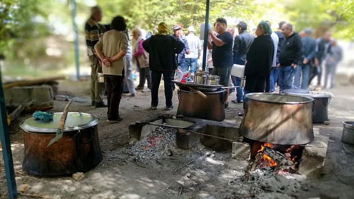 Geleneksel Başpınar kurbanları bu yıl da kesildi